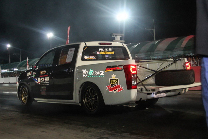 iamcar_isuzu race spirit7